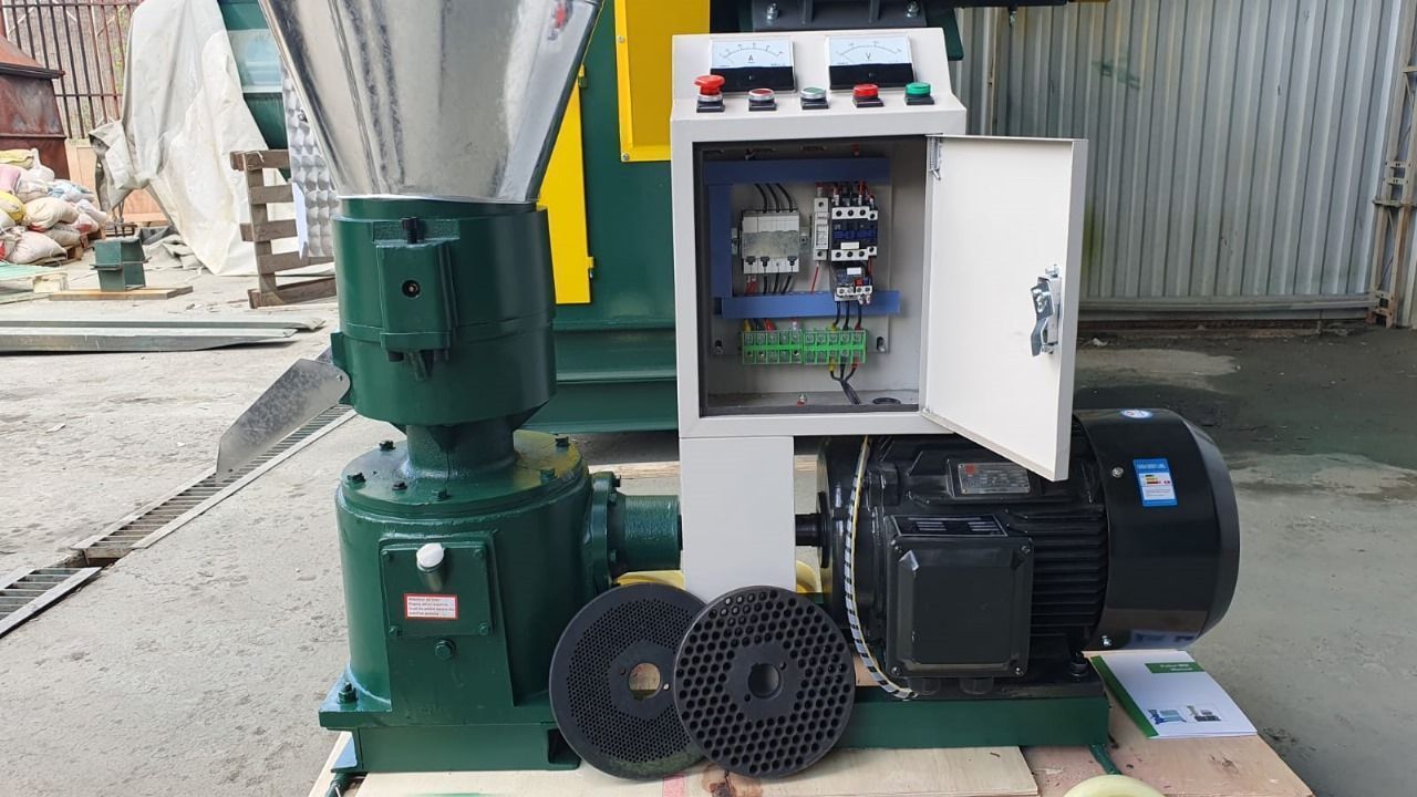 Мини гранулятор ZLSP260B до 480 кг/час